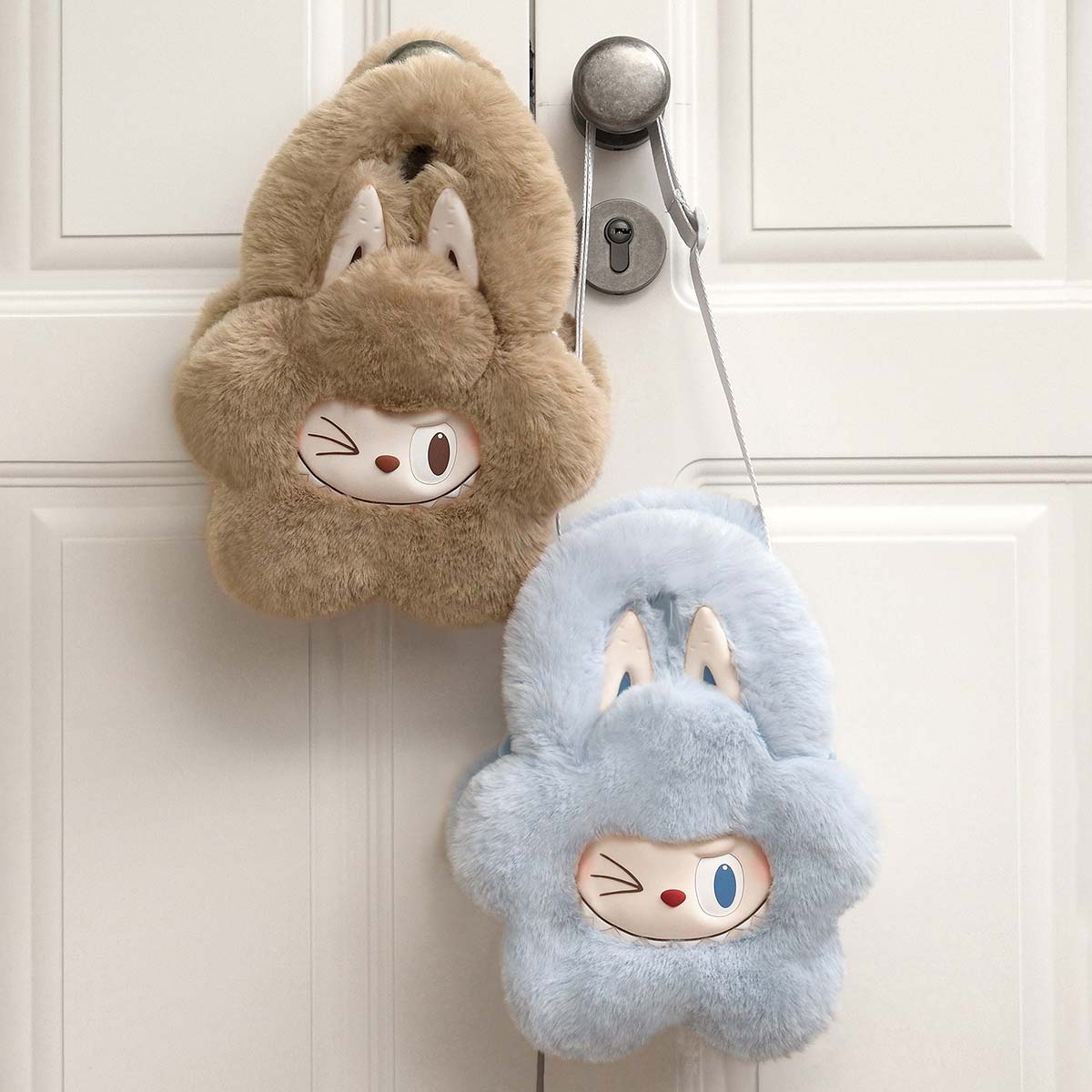 THE MONSTERS Labubu Classic Series Plush Flower Bag (2 Colors)
